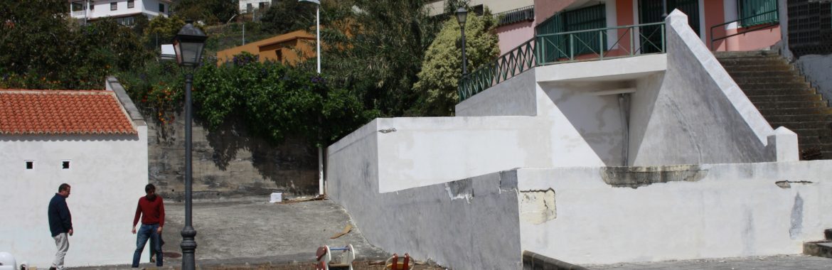El Ayto. de Santa Cruz de La Palma inicia la rehabilitación de la Casa de la Cultura de Velhoco y su entorno